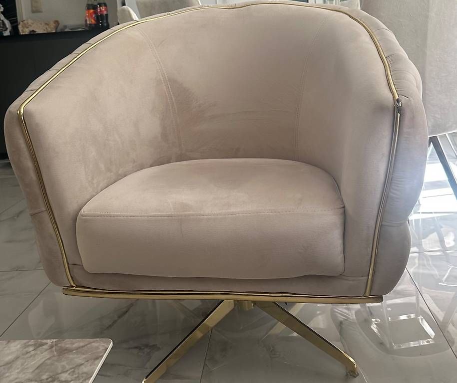 Sofas: Sofas  – D'occasion à uster par timitoni 2