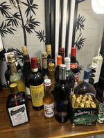 Alkohol KonvolutFlaschen Wein & Spirituosen Weihnachten 