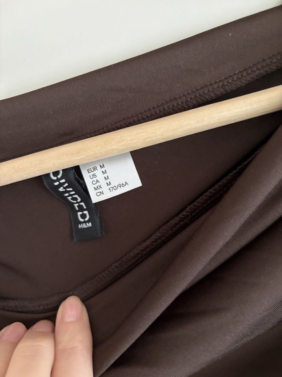 Zara Top: Brown One-Shoulder Draped Top ZARA – Usato da Wallisellen venduto da eli_v7dn 2