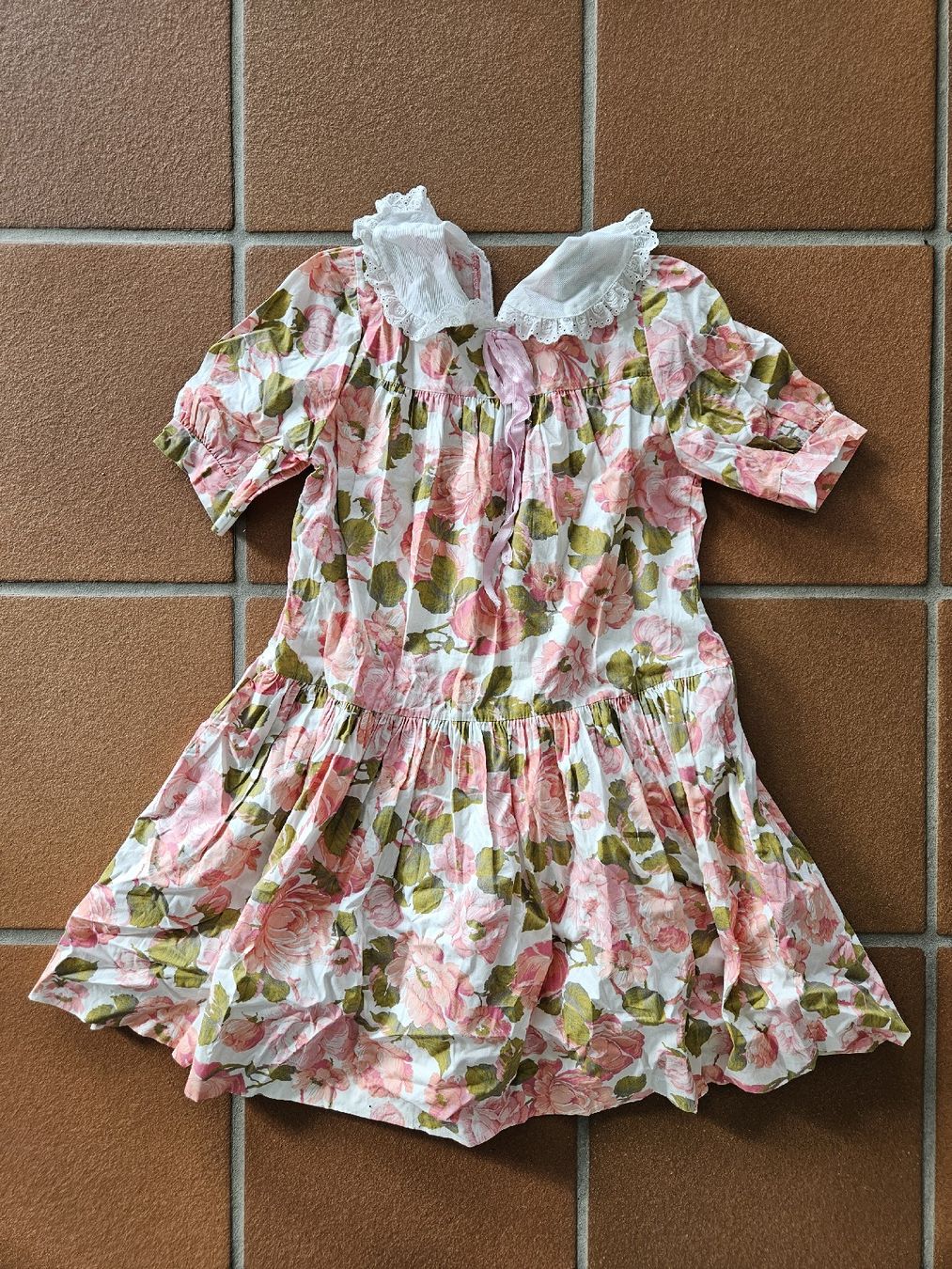 Vestiti & Gonne: Süsses Blumenkleid, Vintage – Usato da Eschenbach SG venduto da MarThu