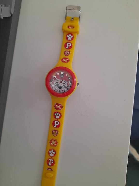 Spielzeuge: Paw Patrol Marshall Kind Uhr – Gebraucht aus Hochdorf von gal_w9hk
