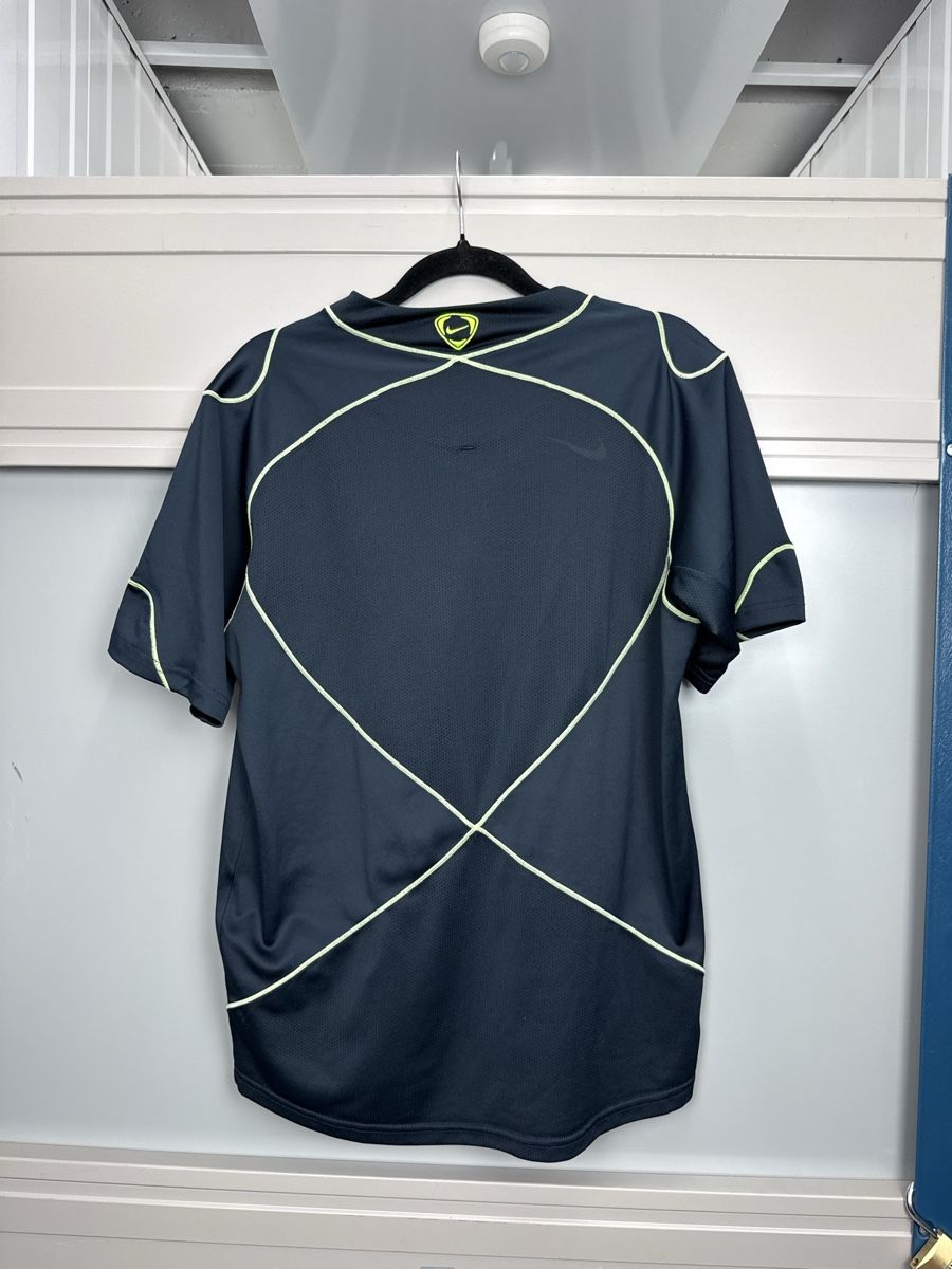 FC Barcelona Leibchen & Hosen: Nike Barcelona (2007) – Gebraucht aus Lausanne von Unehistoiredesapes 5