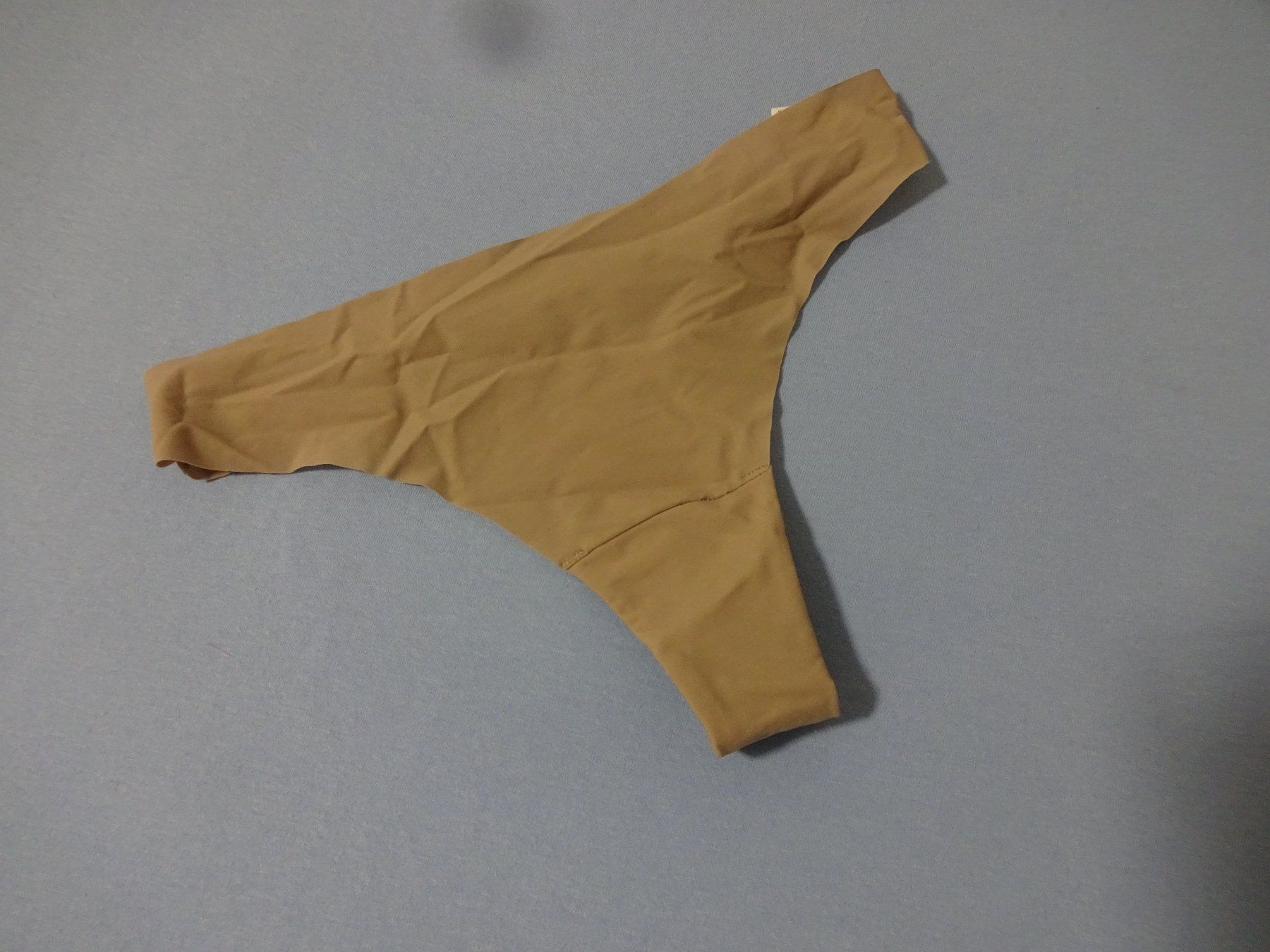 Sonstige Unterwäsche: Bequemer String/Tanga – Neu (gemäss Beschreibung) aus Rothrist von Mistery1