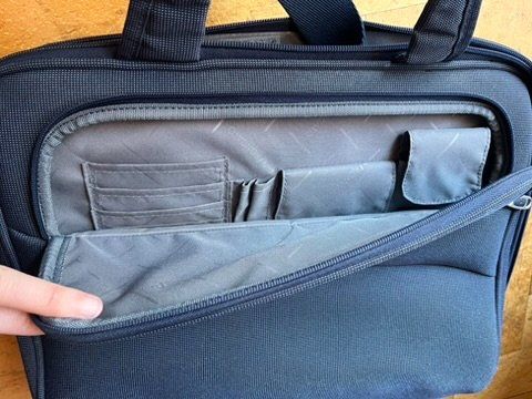 Valigie & Borse: Valisette business Roncato – Usato da Pully venduto da Artemisya 3