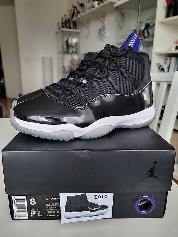 Scarpe da uomo: Nike Air Jordan 11 "Space Jam" 2016 – Usato da Windisch venduto da Xabeba