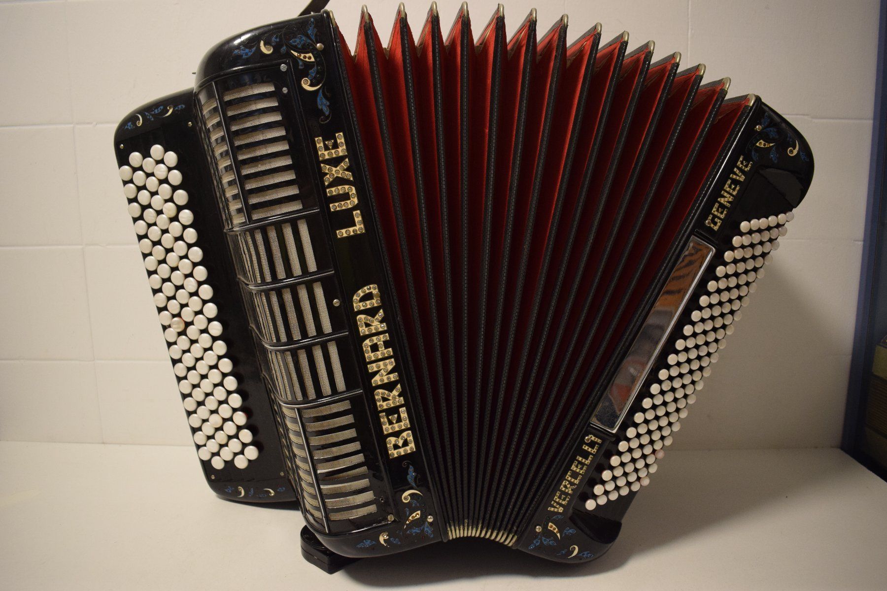 Strumenti musicali: Akkordeon chromatisch Bernard Luxe – Usato da Zürich venduto da baumusik 4