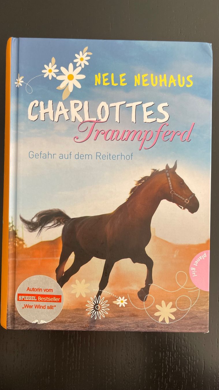 Libri: Charlottes Traumpferd - Nele Neuhaus – Nuovo (secondo la descrizione) da Luzern venduto da Mcleon