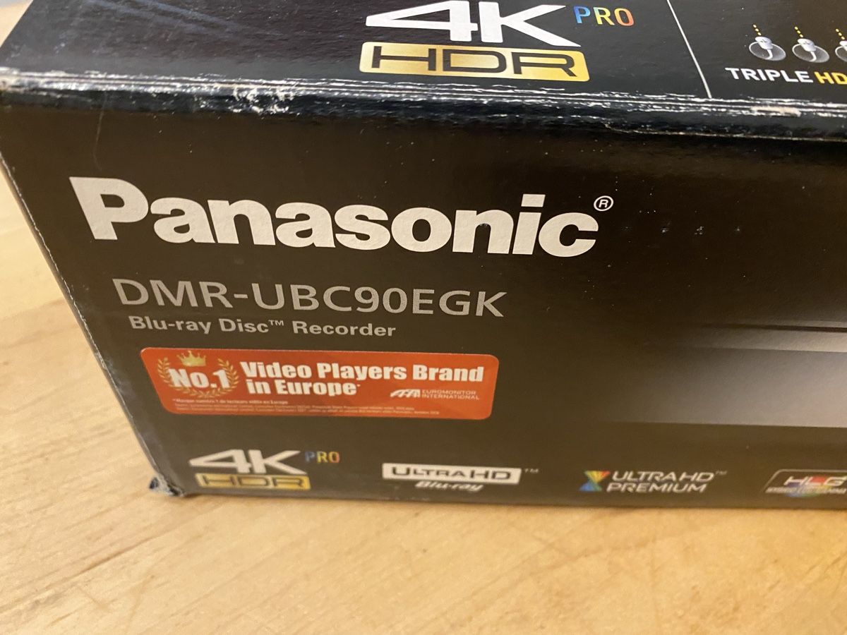 Panasonic Enregistreurs: Panasonic Blu-Ray Recorder mit Triple HD DVB-C/T2 Tuner – Neuf avec emballage d'origine à Neschwil par  1