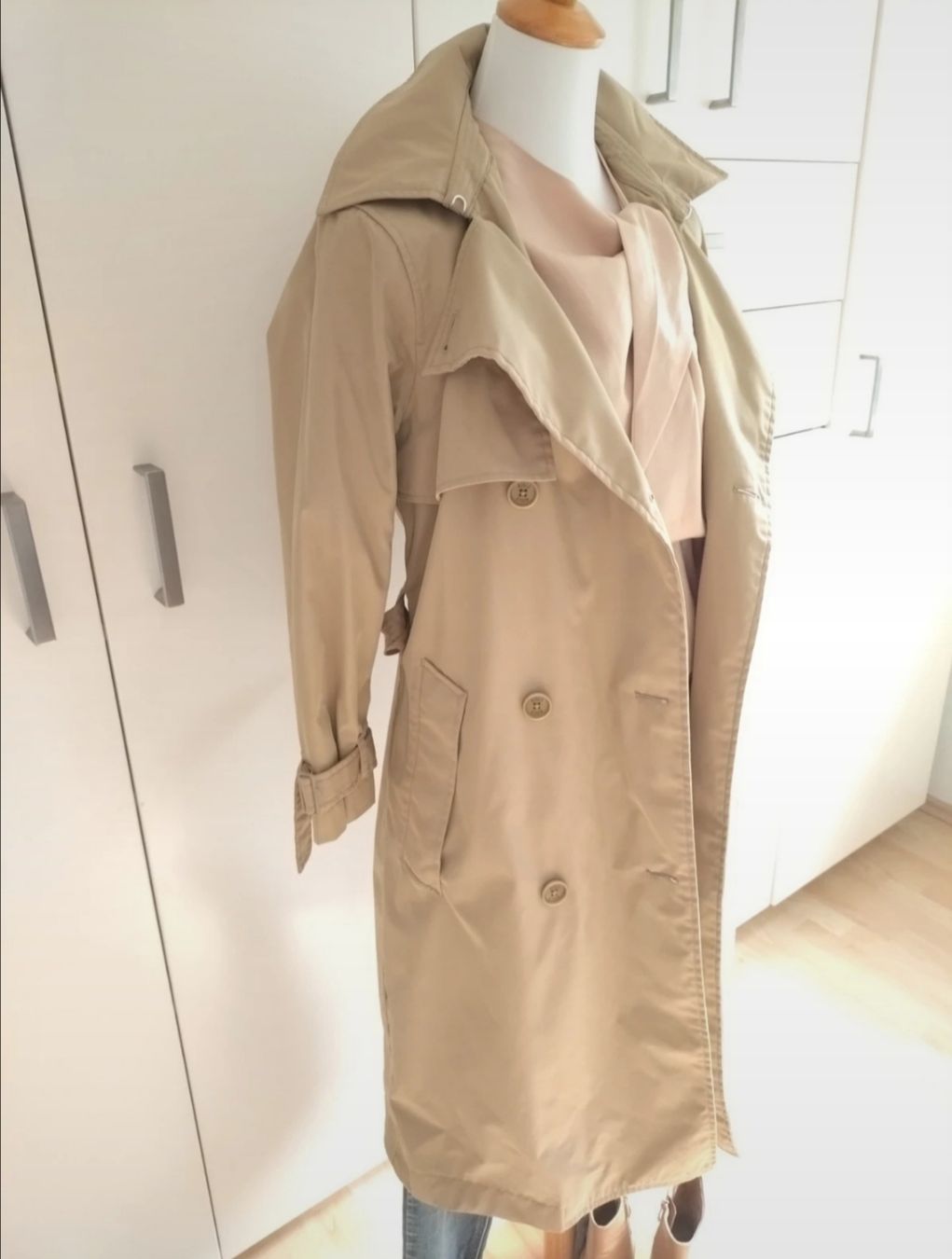 Cappotti: Aigle Trench-coat imperméable beige neuf – Nuovo e nell'imballaggio originale da La Tour de Trême venduto da mar_p78p 1