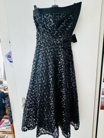 Elegantes schwarzes Pailletten-Abendkleid Gr. 38 