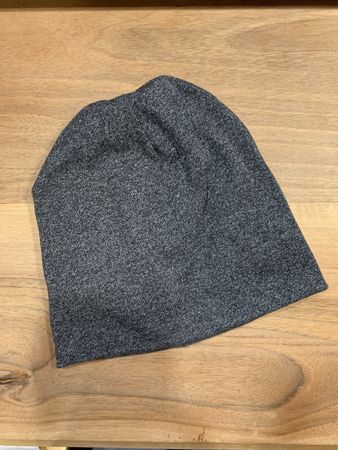 H&M Beanie Mütze schwarz meliert Gr. 134/170 (8-14 J.)