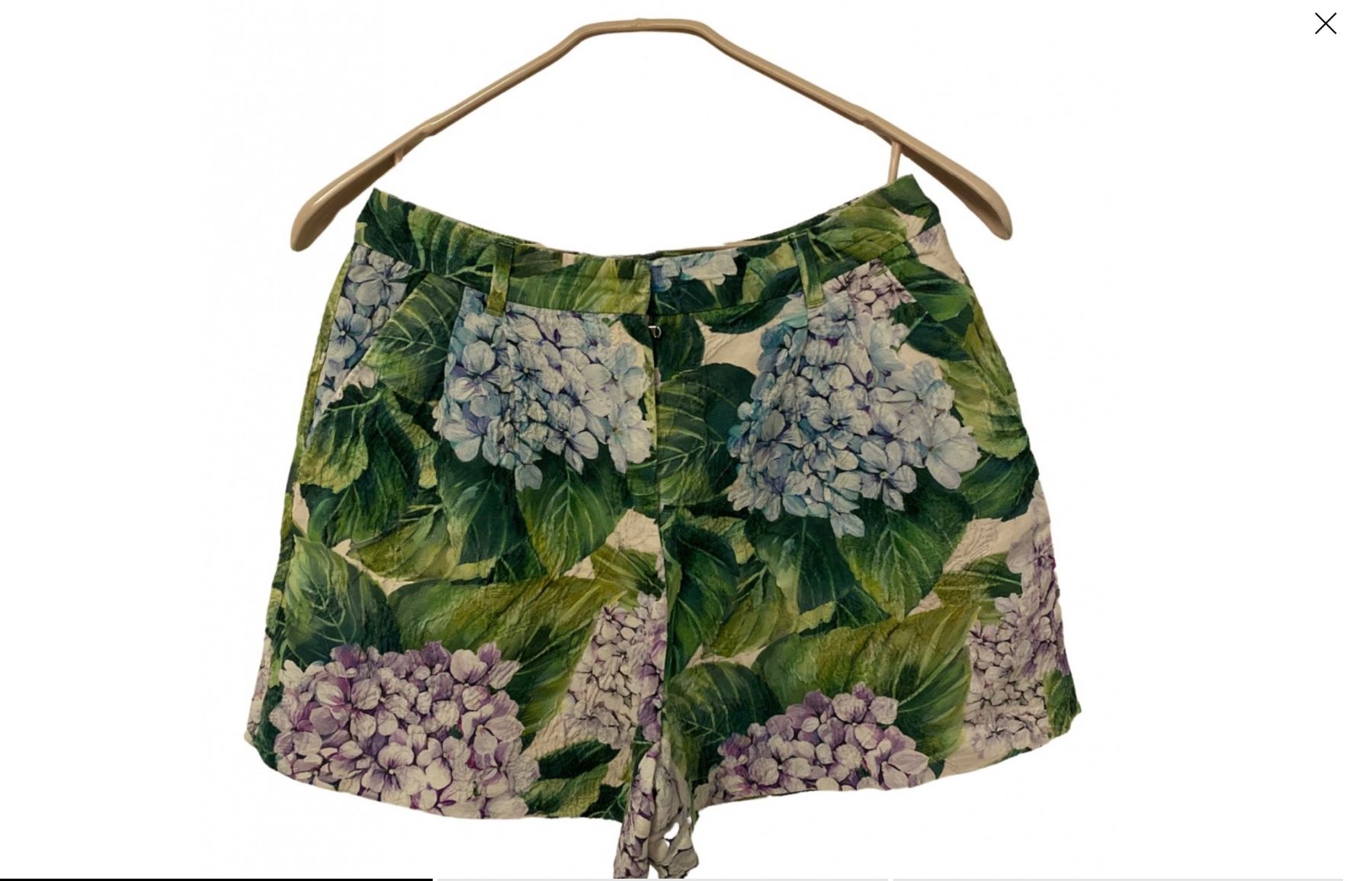 Dolce & Gabbana Pantaloni: Dolce & Gabbana Shorts 40IT – Usato da Luzern venduto da Miausie