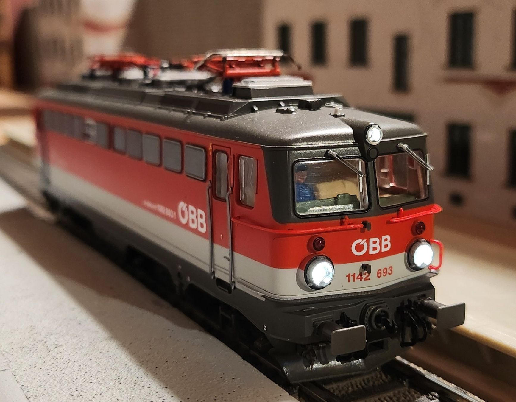 Roco Modelleisenbahnen: Roco ÖBB Rh 1142 DCC Sound – Gebraucht aus Wittenwil von ced_q8j7 6