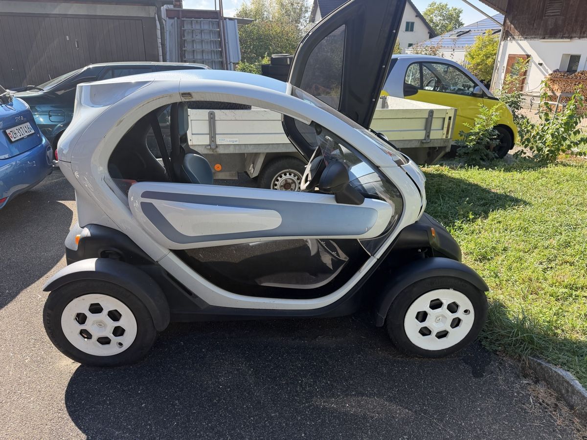 Renault Automobili: Renault Twizy – Difettoso da Ottikon venduto da jonweb 2