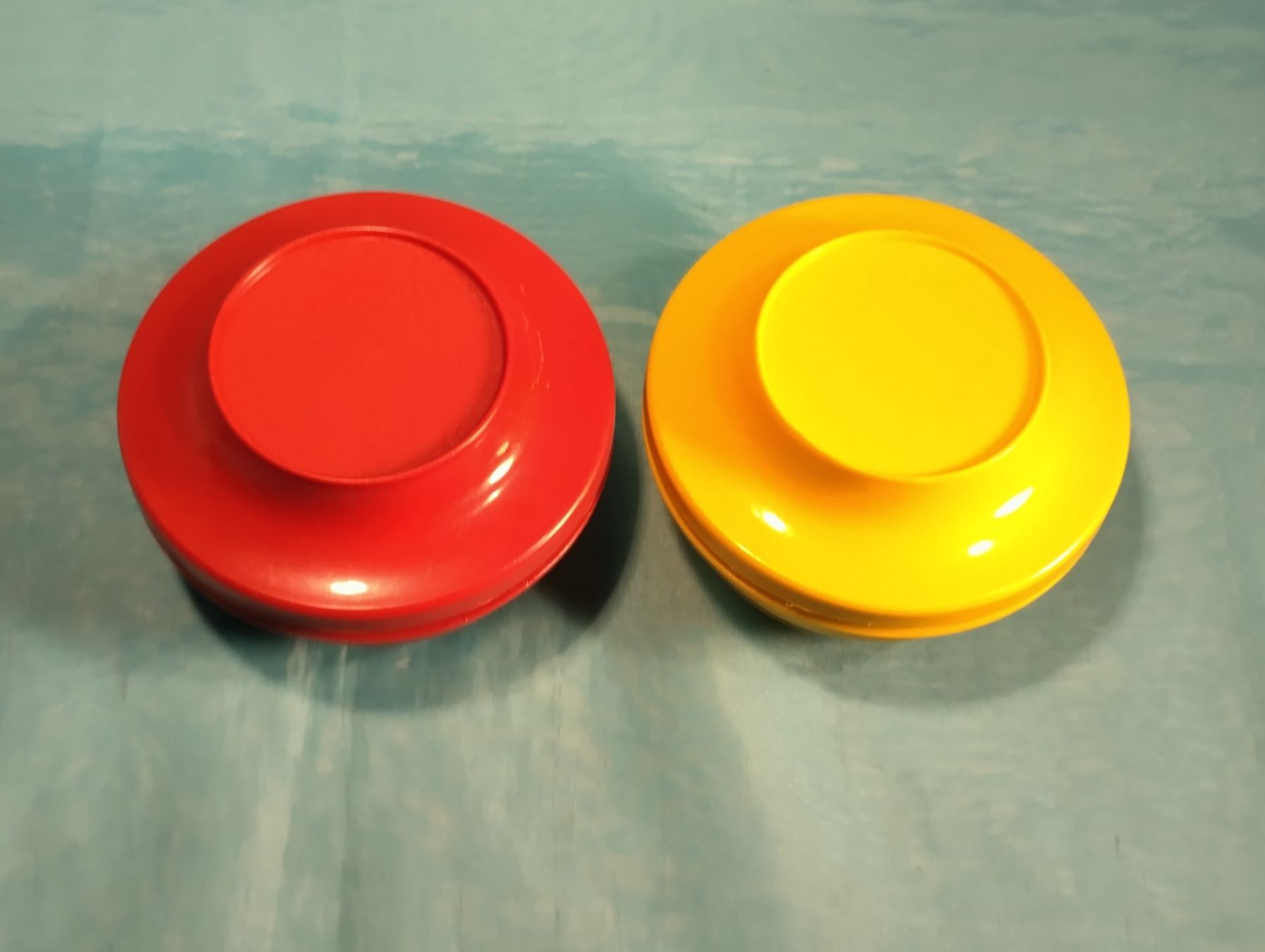 Tupperware Behälter & Ähnliches: 2 Tupperware Behälter, orange und gelb – Gebraucht aus Bellach von JingleCherry 1