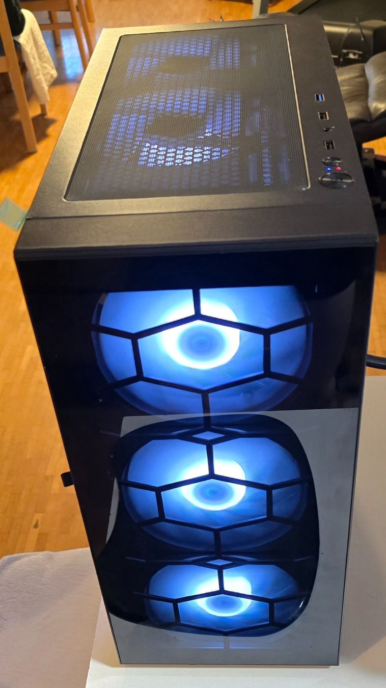 Intel PCs: Leichter Gamer mit Gigabyte Mainboard – D'occasion à Amriswil par Chris-Tech
