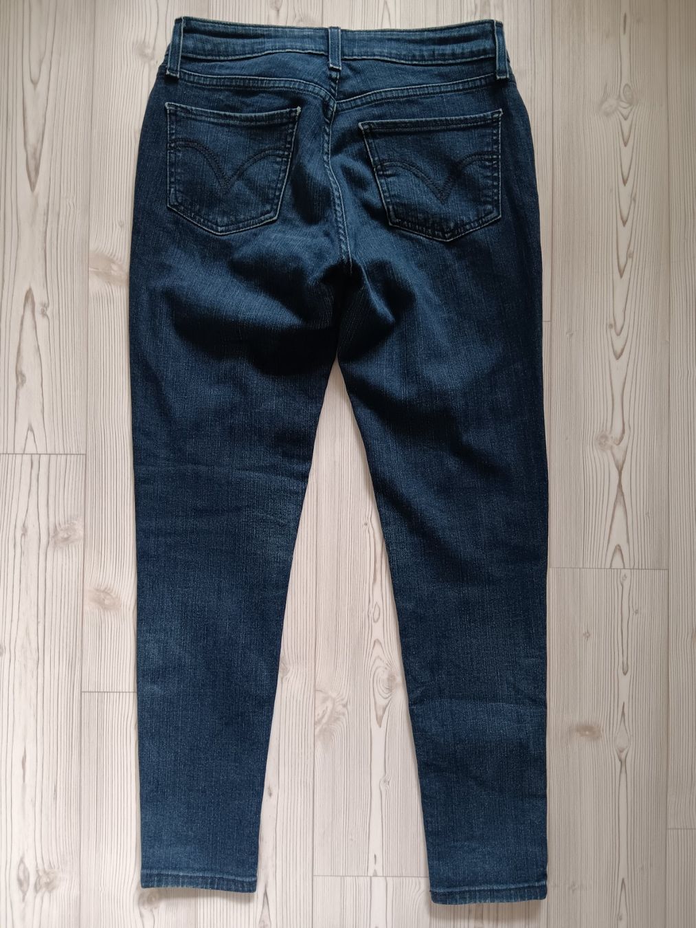 Levi's Jeans: Jeans Jegging LEVIS STRAUSS 535  Taille / Grosse M – Usato da Cossonay-ville venduto da Super-Price-Quality 5