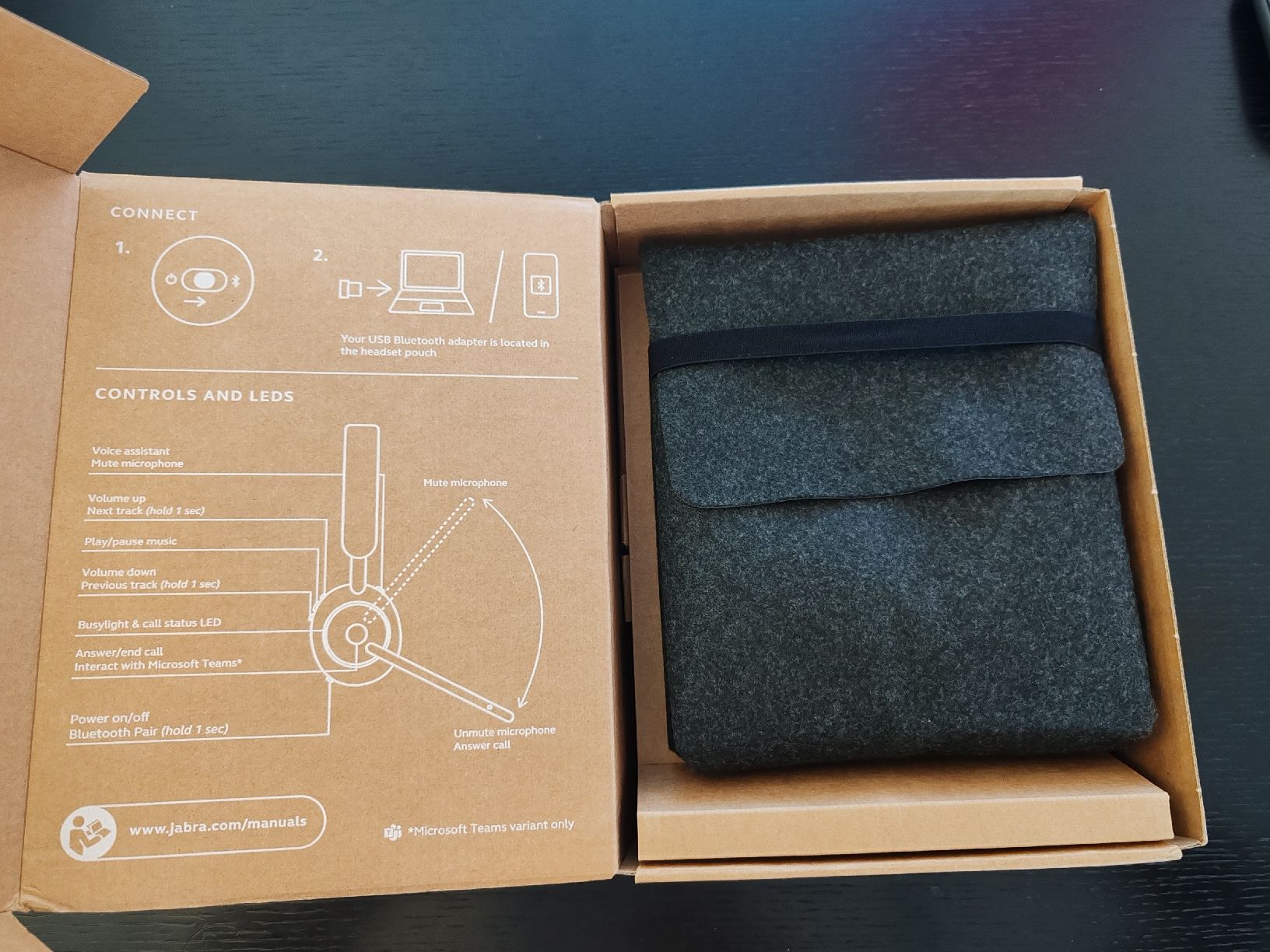 Jabra Cuffie: Jabra Headset Evolve2 65 Duo UC Black, USB-A charging cradle – Nuovo (secondo la descrizione) da Bern venduto da PrettyGood 4