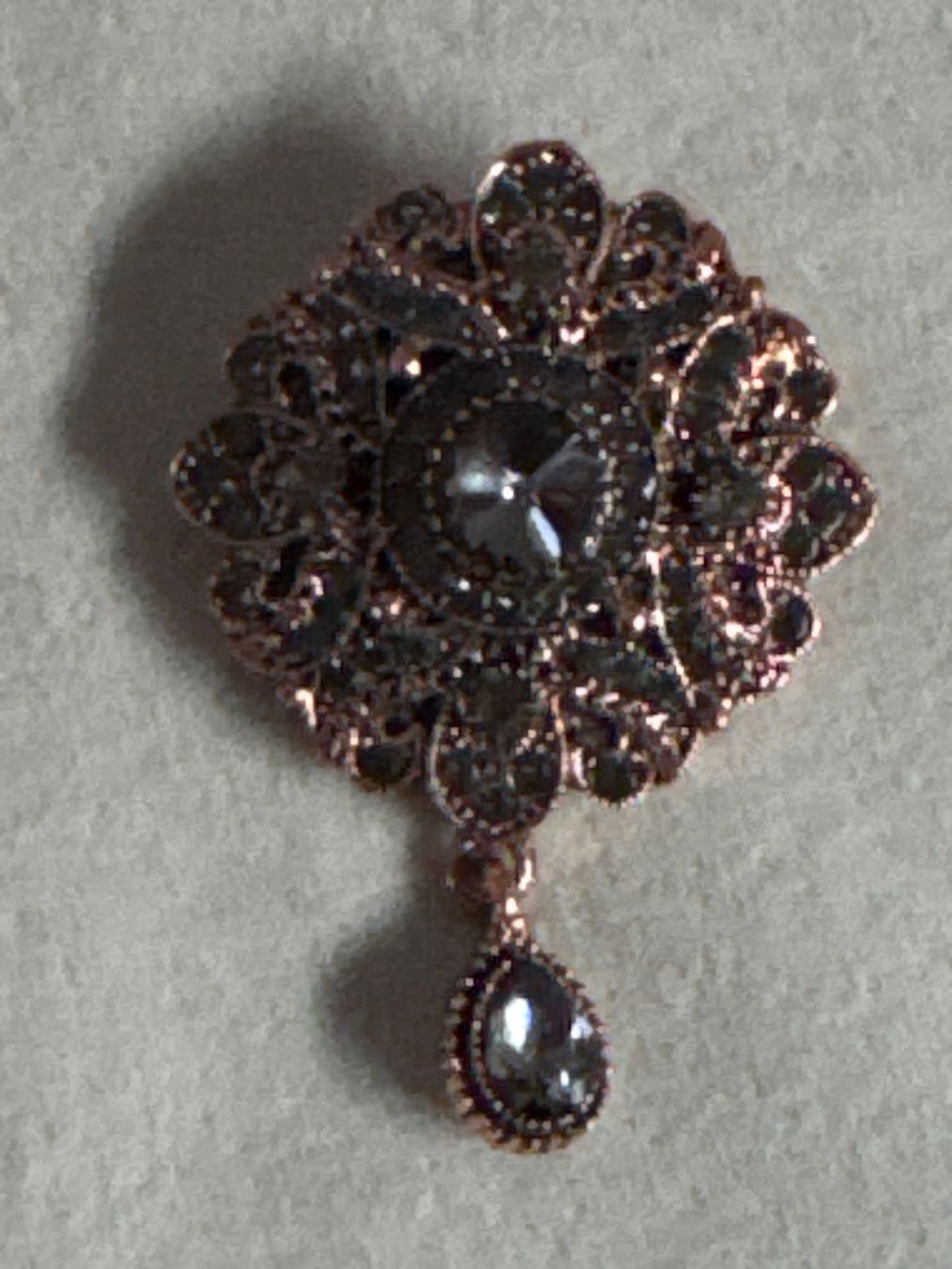 Spille & Fermagli: Brosche, schöner Modeschmuck – Nuovo (secondo la descrizione) da Lotzwil venduto da Tgdromad