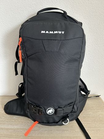 Mammut Rucksack Nirvana, 25 Liter, schwarz
