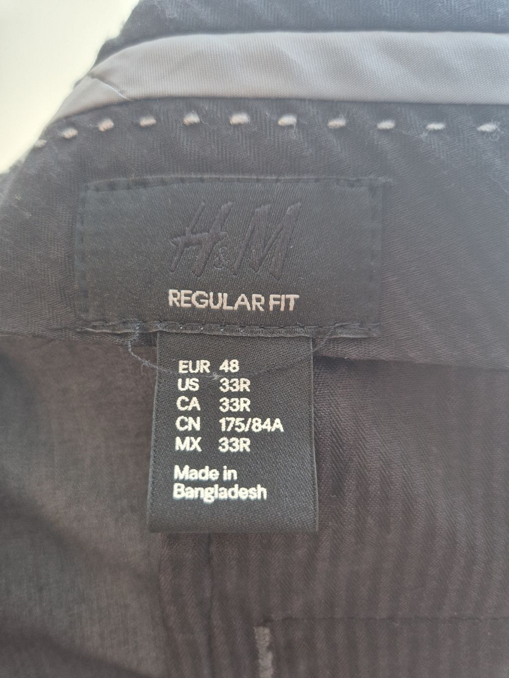 Completi: H&M Herren Anzug, Grau, Regular Fit, Grösse 48 – Nuovo (secondo la descrizione) da Zürich venduto da mit_jz2x 2