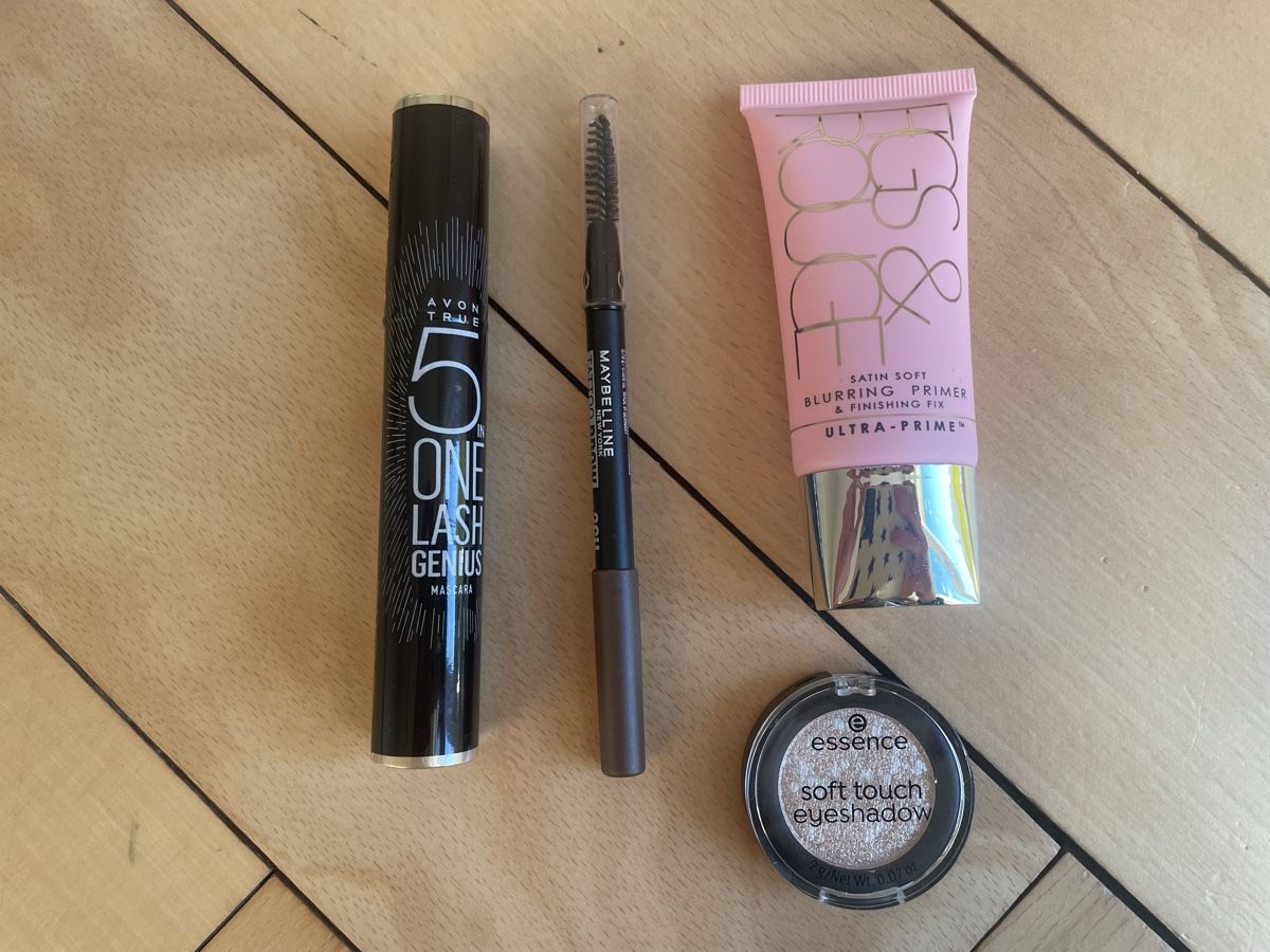 Make-up: Make-up Set: Mascara, Primer, Lidschatten, Augenbrauenstift – Neu und originalverpackt aus Zürich von ali_v5n8 1