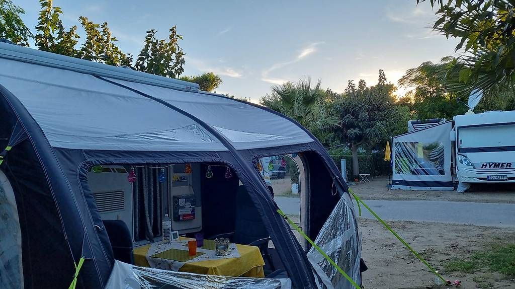 Kampa Vorzelte & Markisen: Kampa Luftzelt – Gebraucht aus Dielsdorf von Ich412