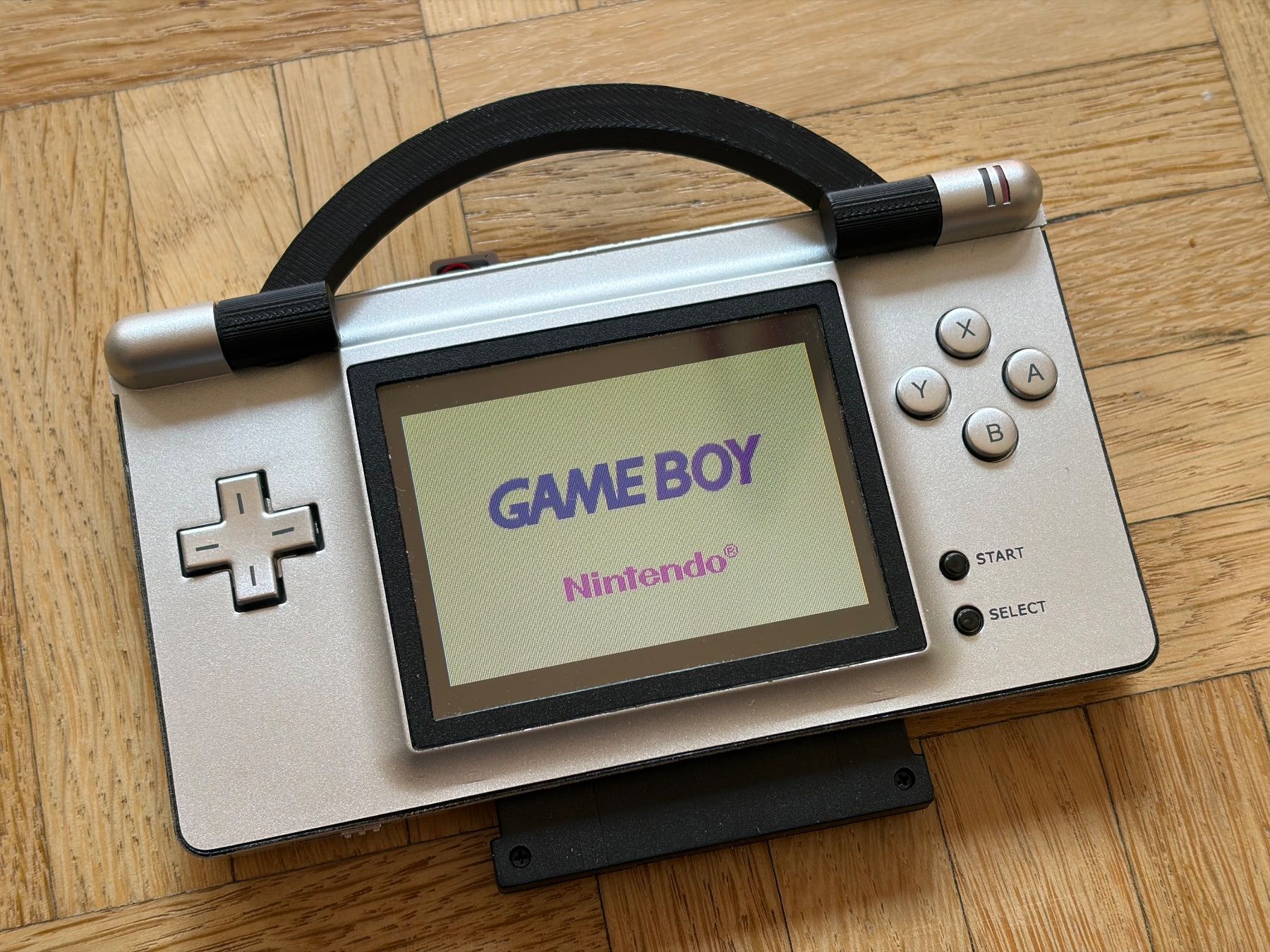 Nintendo Console: Gameboy "Macro" - Selfmade – Usato da Zürich venduto da reecewu