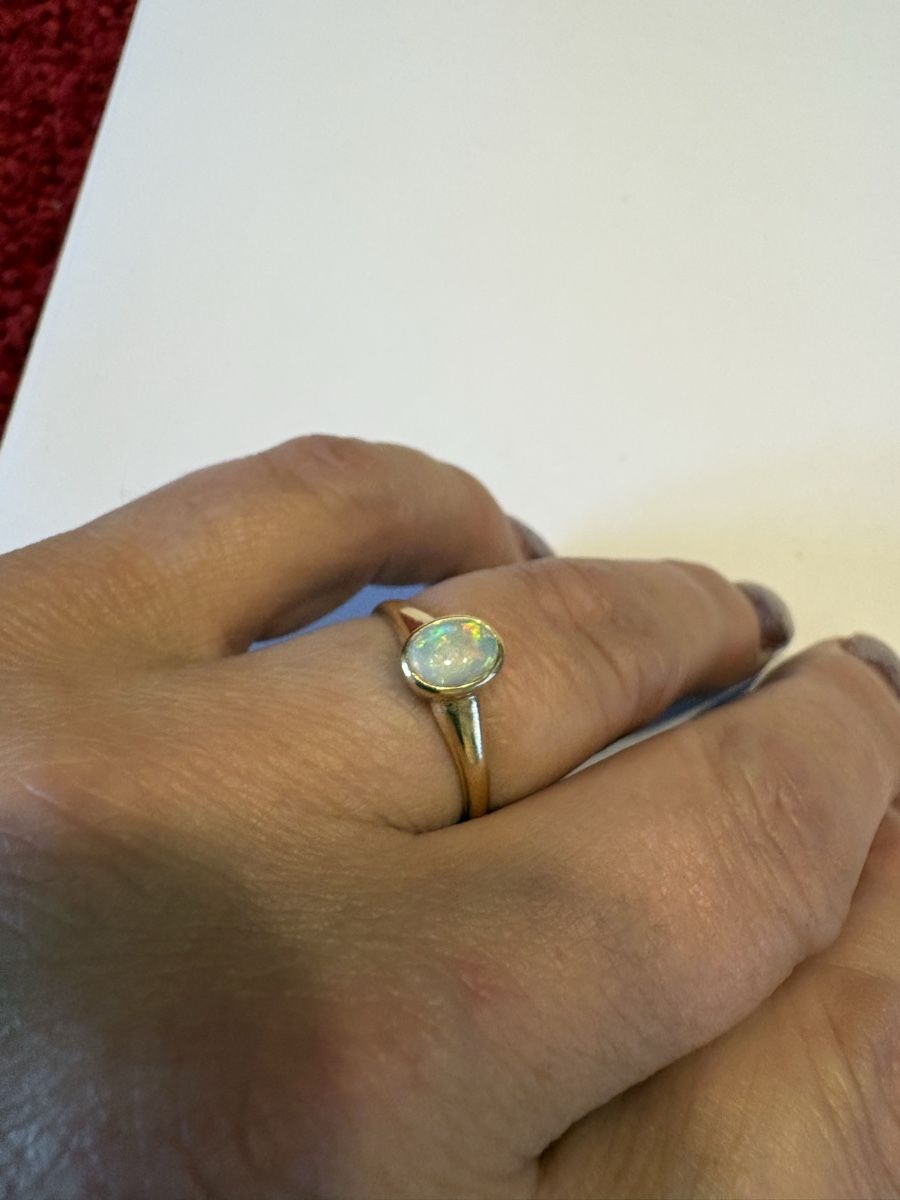 Anelli: 750 gg Opal Ring  – Usato da Murten venduto da Tzaugg 1