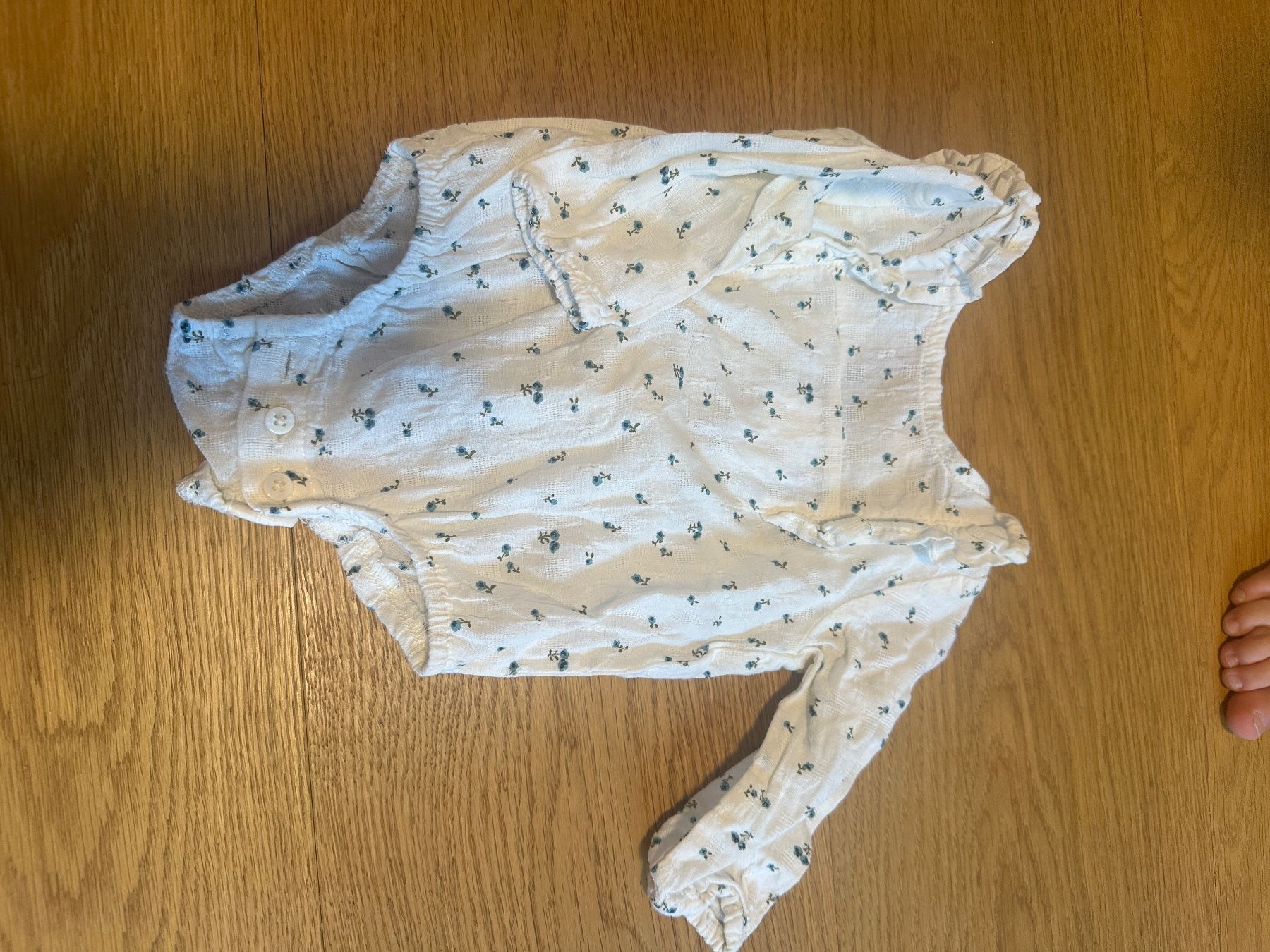 Lotti & Set di vestiti: Schönes Kleiderpaket Mädchen Grösse 56 – Usato da Hausen am Albis venduto da raesi01 5