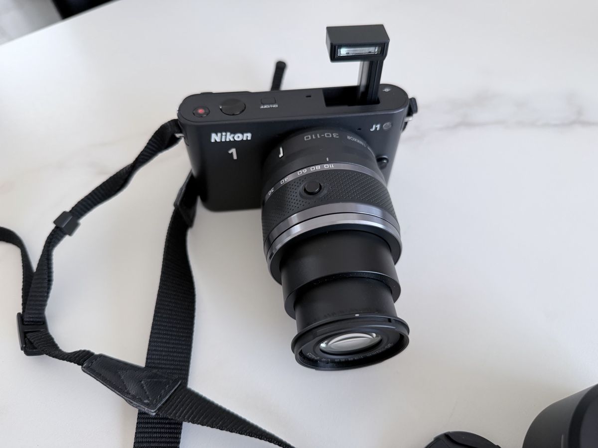 Nikon Kamera: Nikon J1 – Gebraucht aus Schlieren von Kamacho 2
