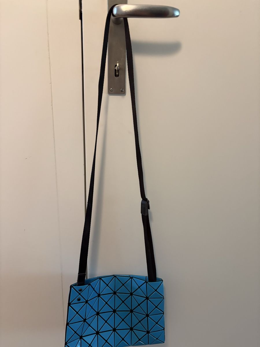 Issey Miyake Borse: Issey Miyake bao bao Tasche klein – Usato da Zürich venduto da Esperanto 2
