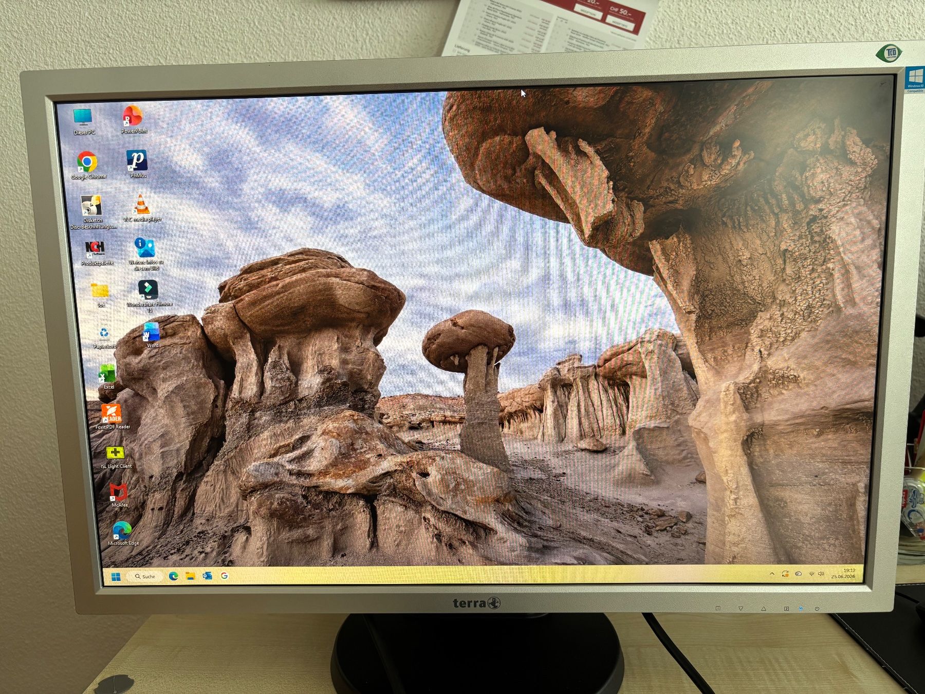 Monitore: Bildschirm 24 Zoll – Gebraucht aus Wauwil von Happy-Joe