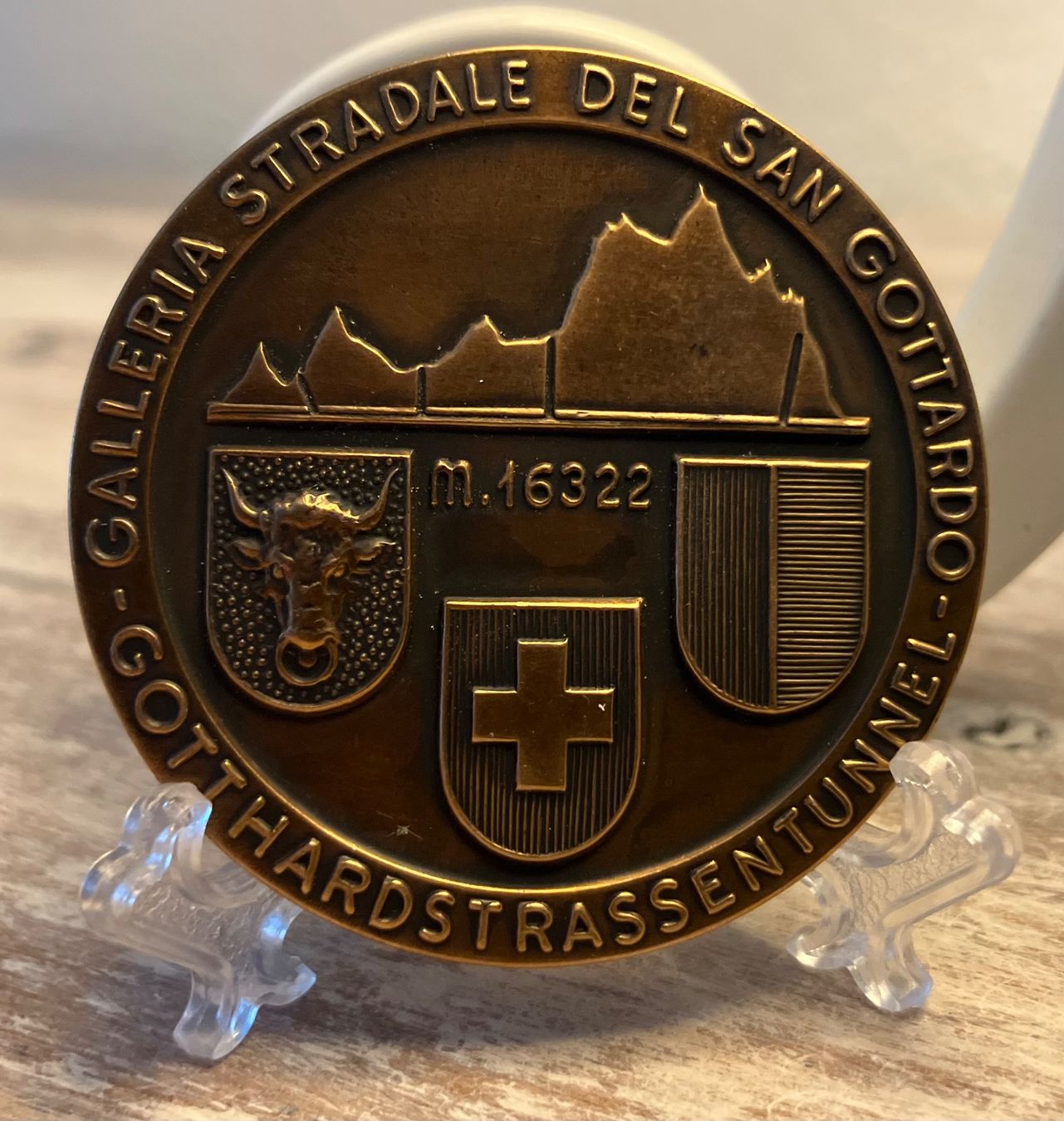 Medaglie: Medaille - Gotthardstrassentunnel 1976 – Usato da Merenschwand venduto da Garfield2026 1