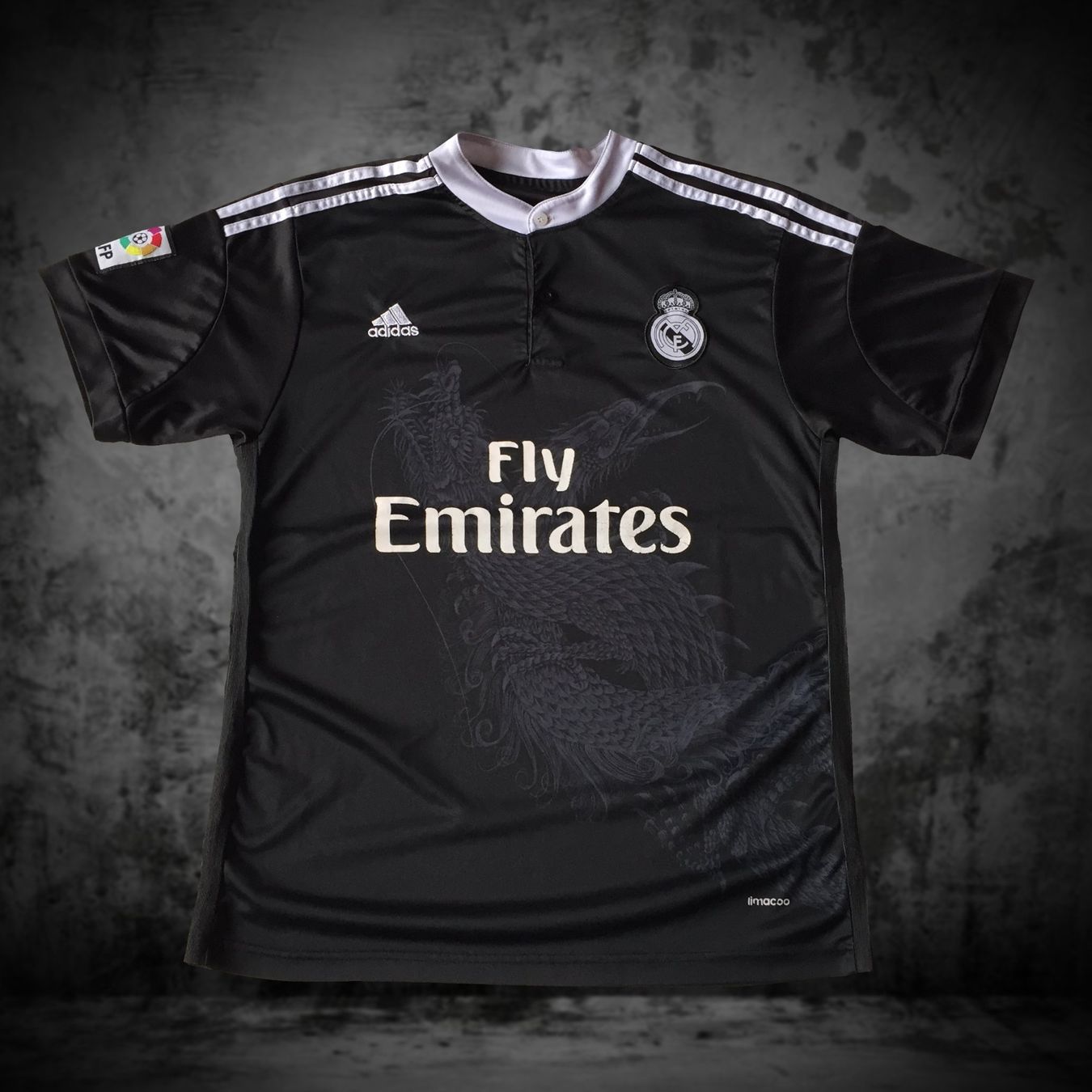 Real Madrid Canottiere & Pantaloni: Jersey Third Real Madrid Black Men M – Usato da Genève venduto da ang_7j7j 1