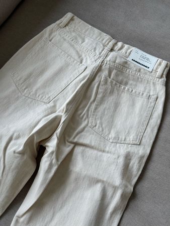 Neue Mom Fit Jeans Armedangels cream beige 25/32