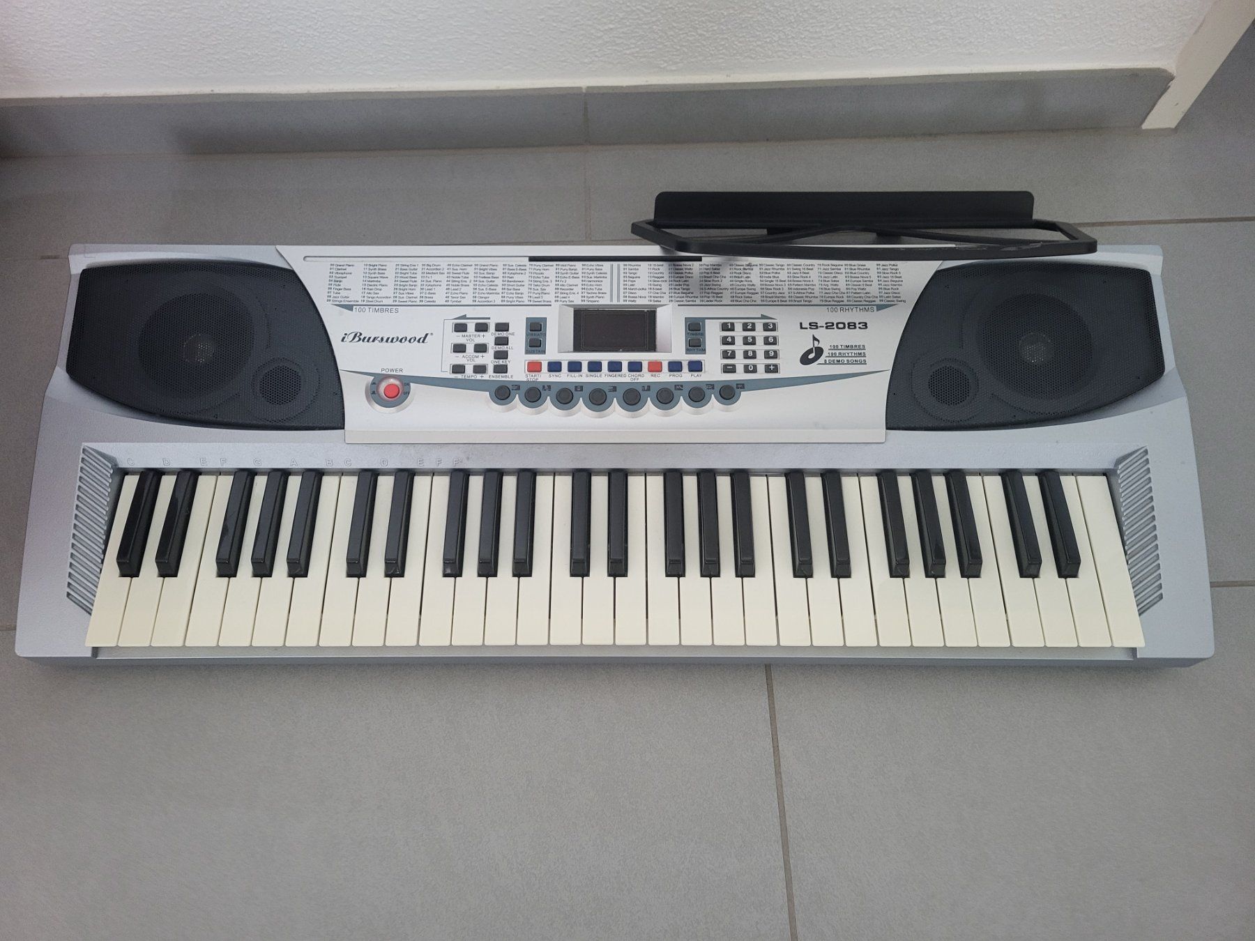 Musikinstrumente: Keyboard iBurswood LS 2083 – Gebraucht aus Boswil von i12i