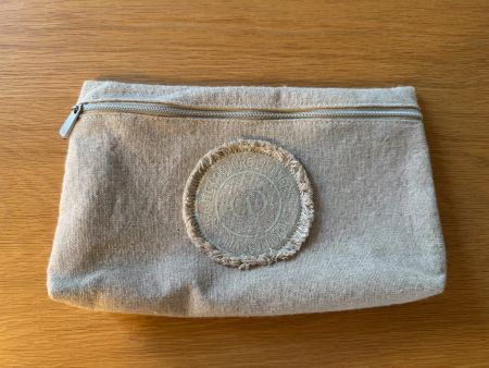 Nécessaire Dior, Leinenstoff