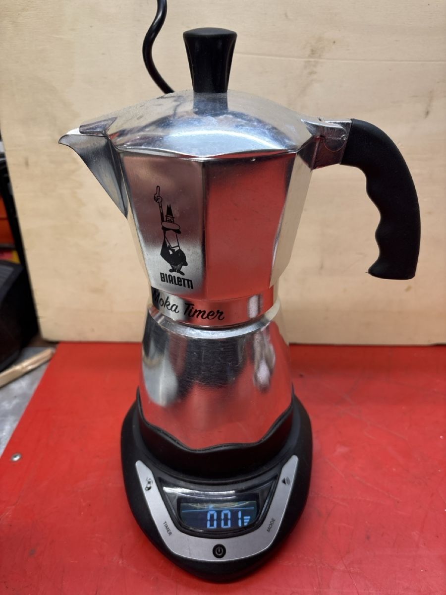 Bialetti Macchine per caffè & Macchine per espresso: Macchina da caffè Bialetti elettrica- Moka Timer – Usato da basel venduto da Swiss._.1978