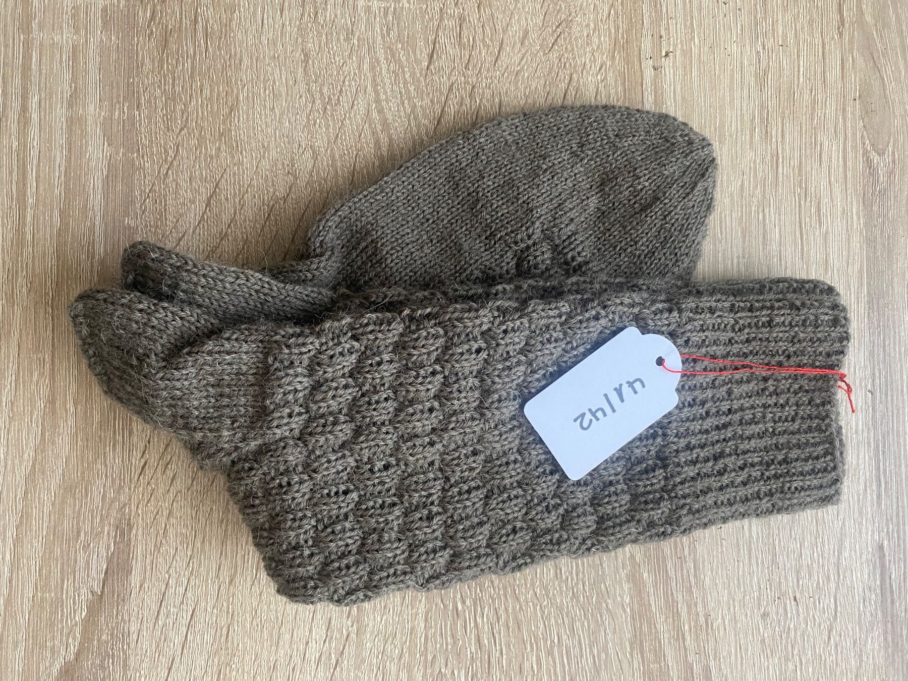 Calze: Handgestrickte  Socken, Grös41/42 – Nuovo (secondo la descrizione) da Thun venduto da marasch01