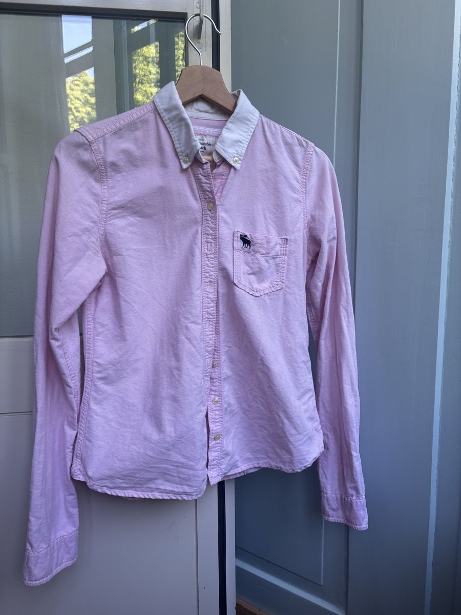 Abercrombie Blusen: Abercrombie & Fitch Hemd Gr. S Rosa – Gebraucht aus Bern von emski
