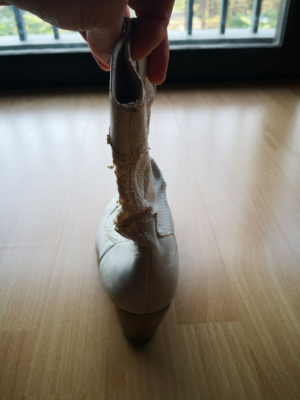Scarpe da donna: Dazawa Beige Boots – Usato da Gentilino venduto da berrama 2