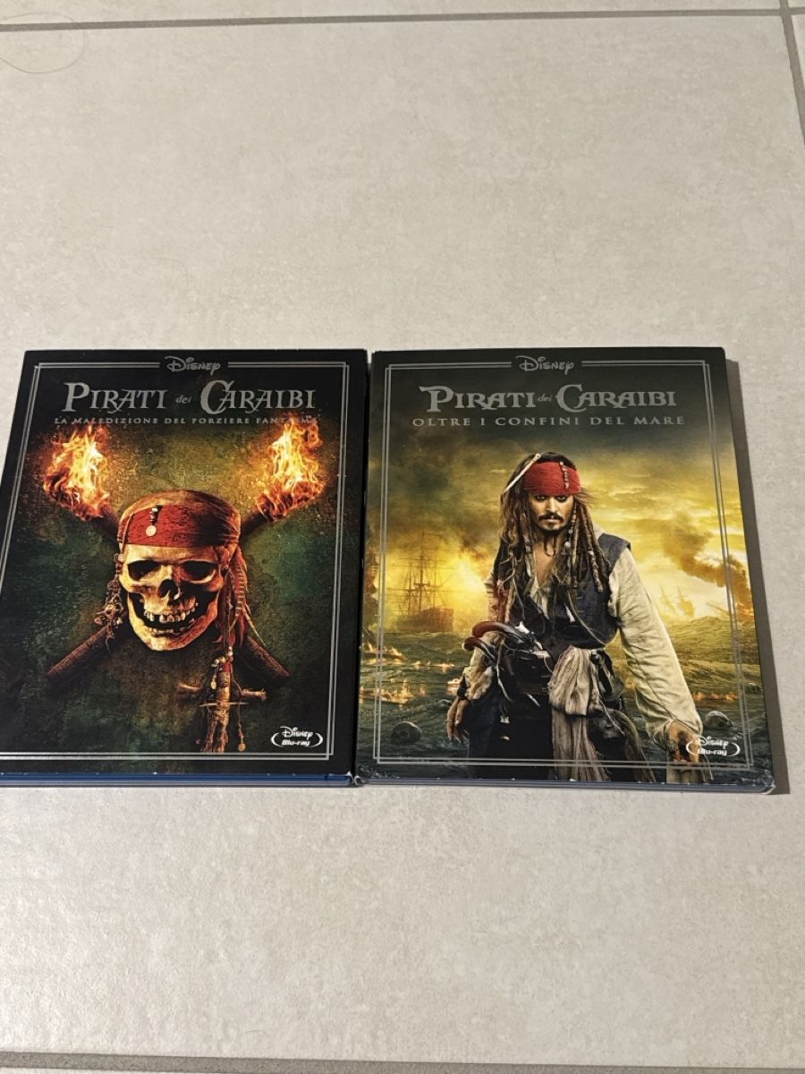 Tutti i DVDs: Pirati dei Caraibi 2,4 – Usato da Cadenazzo venduto da nick995
