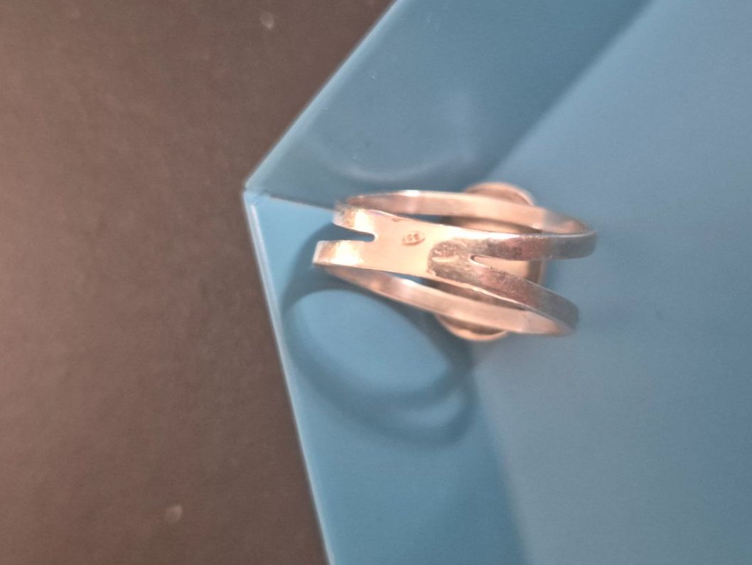 Anelli: Silberring mit schwarzem Stein, Grösse 19.7mm – Usato da Amriswil venduto da losmartinez3 3
