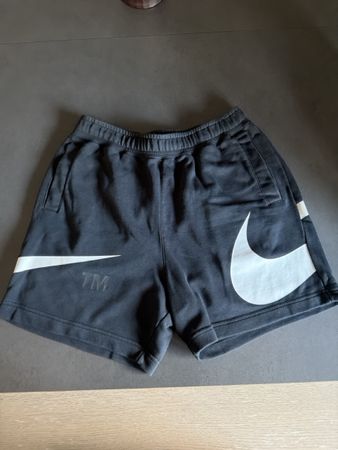 Short Nike noir