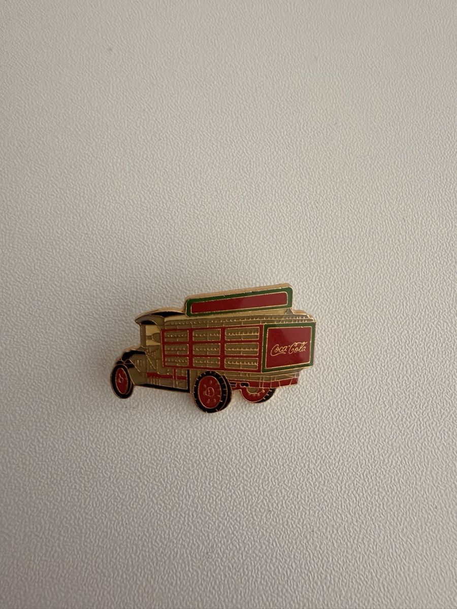 Coca-Cola Placchette & Badge: Coca Cola Truck Pin – Usato da UNTERSIGGENTHAL venduto da s_rzb8