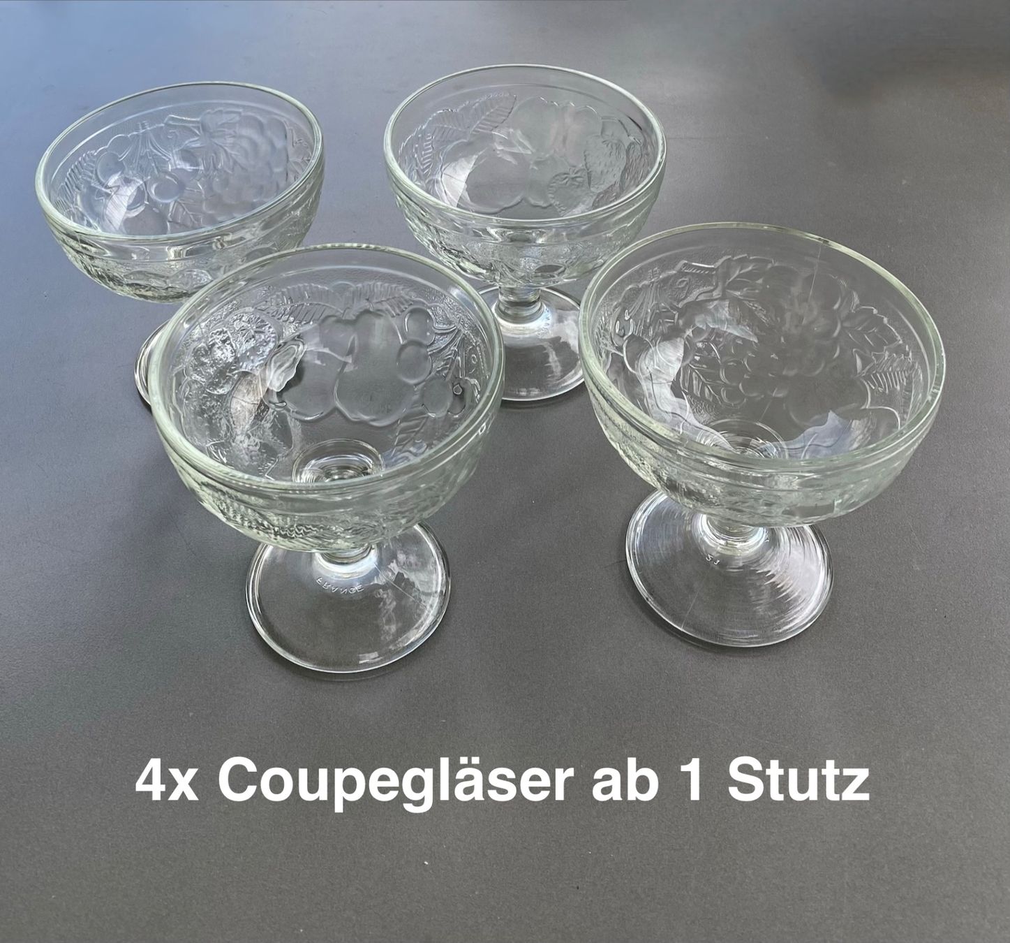 Bicchieri: 4x Coupegläser / Coupebecher (Glas) – Usato da Dietlikon venduto da Sa_Biene