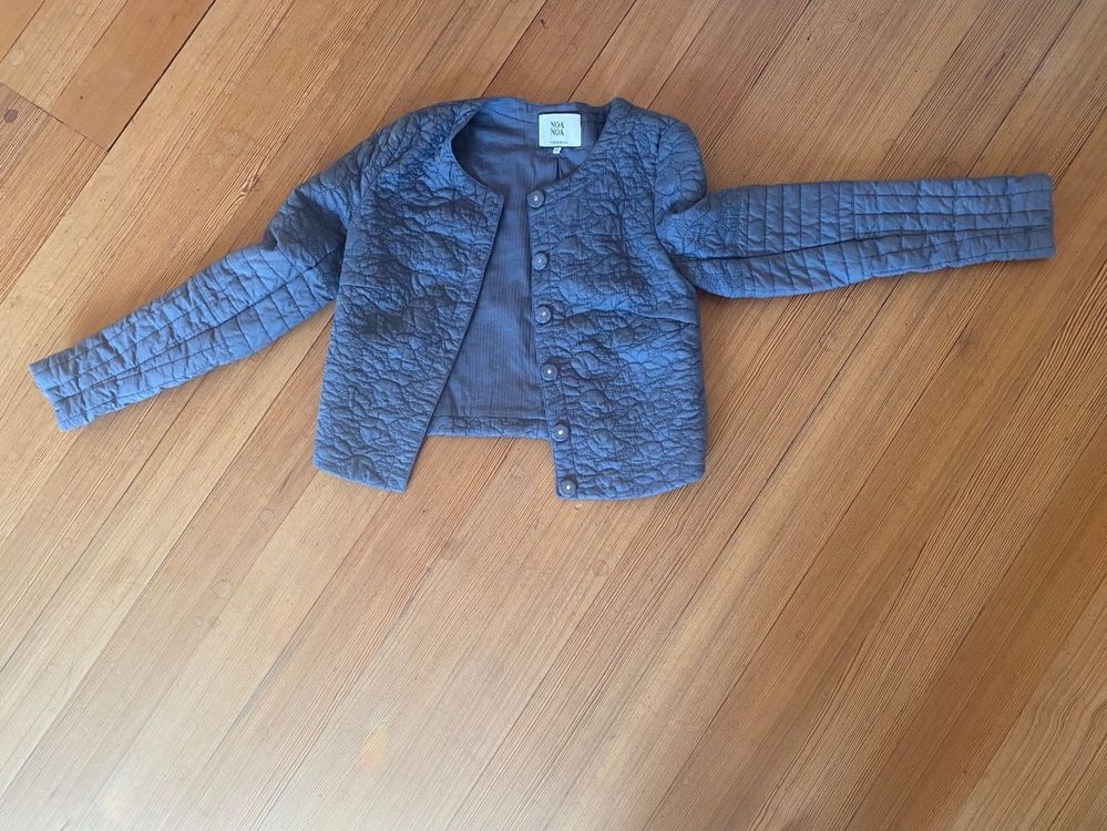 Vestes: Taubengraue NOA NOA Jacke – D'occasion à Grafenried par 3322 2