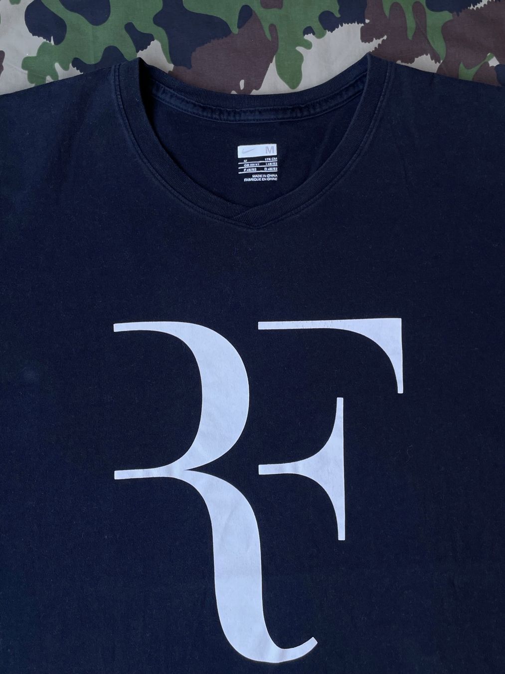 Nike T-shirt: 2009 Nike Rodger Federer T-Shirt Sz M – Usato da Zürich venduto da le_souk 2