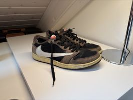 Jordan 1 Retro Low OG SP Travis Scott Mocha US 11 / EU 45